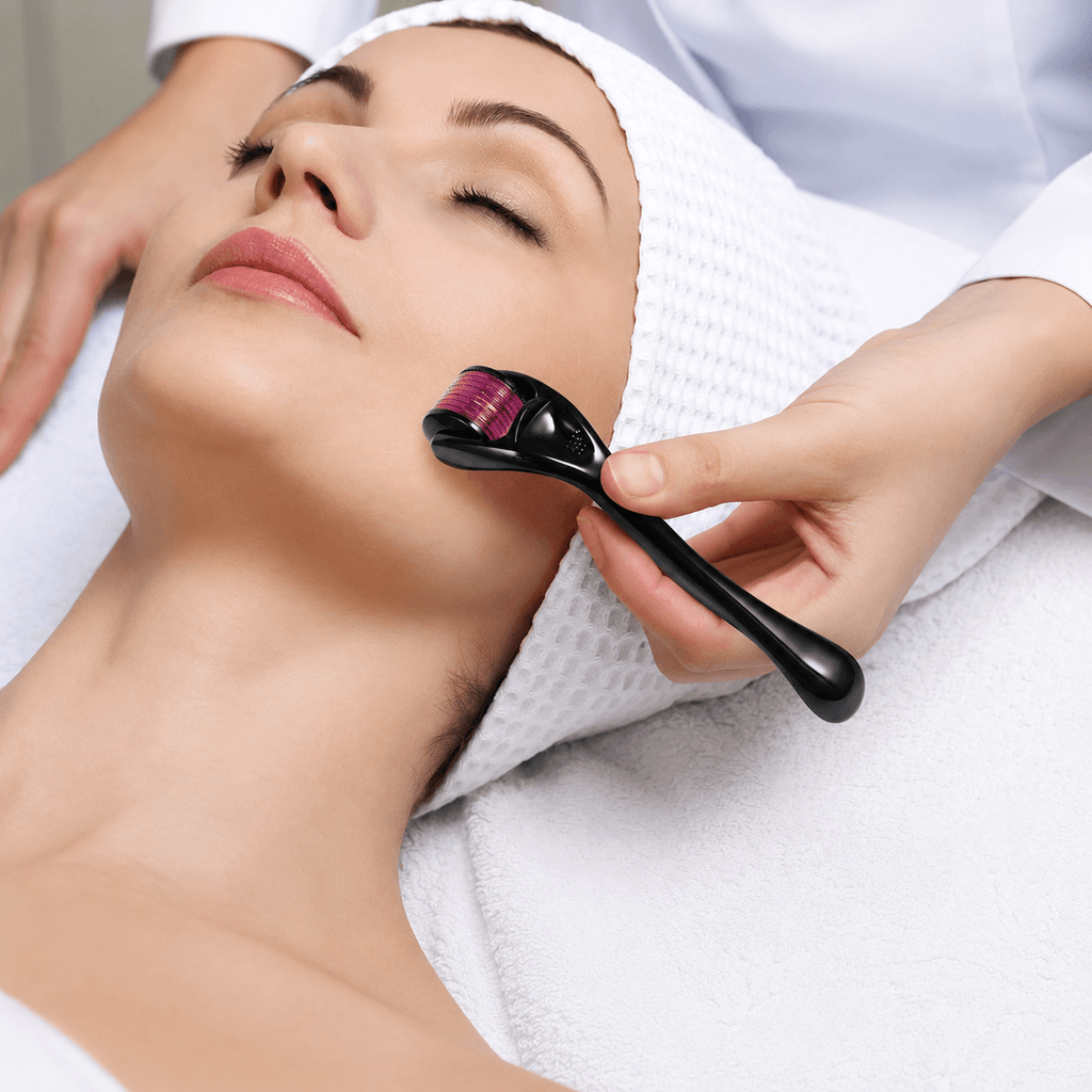 Microneedle Derma Roller for Glowing Skin — Professional Skin Rejuvenation Tool